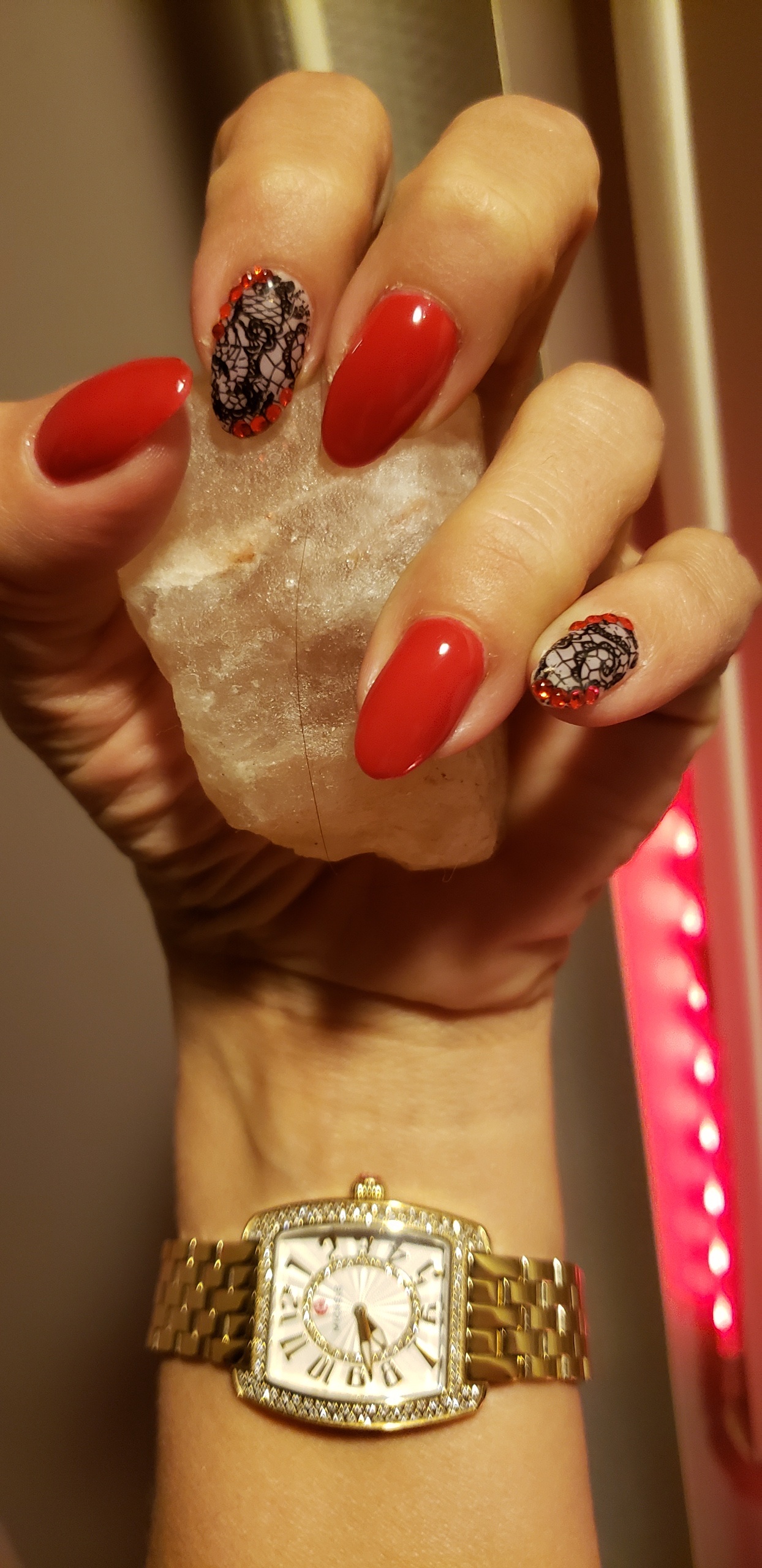Laforests Beauty & Spa nail photo 7